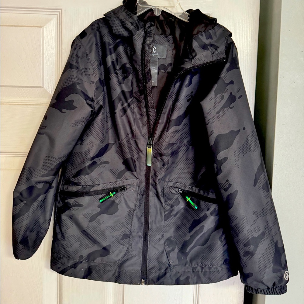 Lightweight boys jacket size youth small